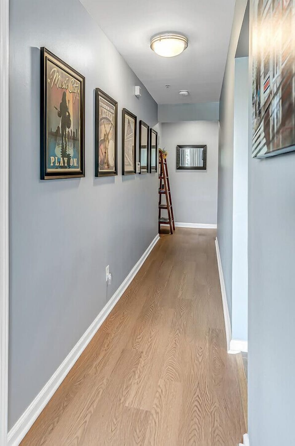 Plenty of room in this 2 Bedroom, 2 Bath condo.