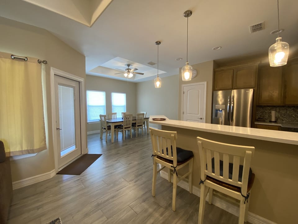 Kitcher Bar & Dining Room