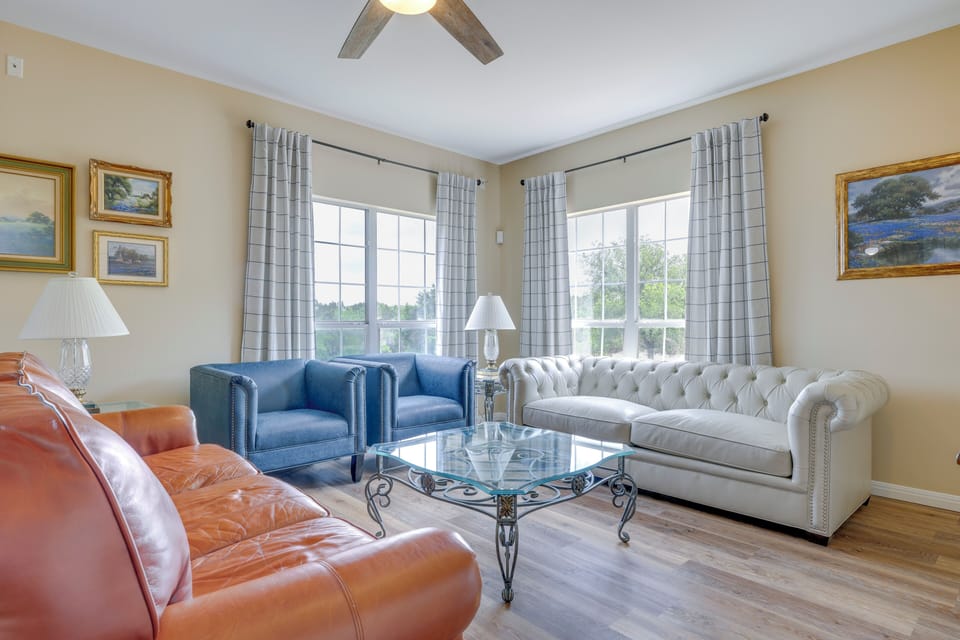 San Marcos Vacation Rental | 4BR | 2.5BA | 2,500 Sq Ft | Stairs Required