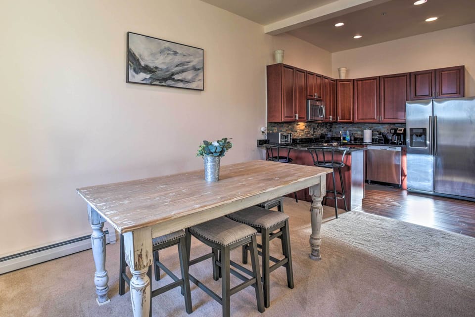 Dining Area | 1st Floor