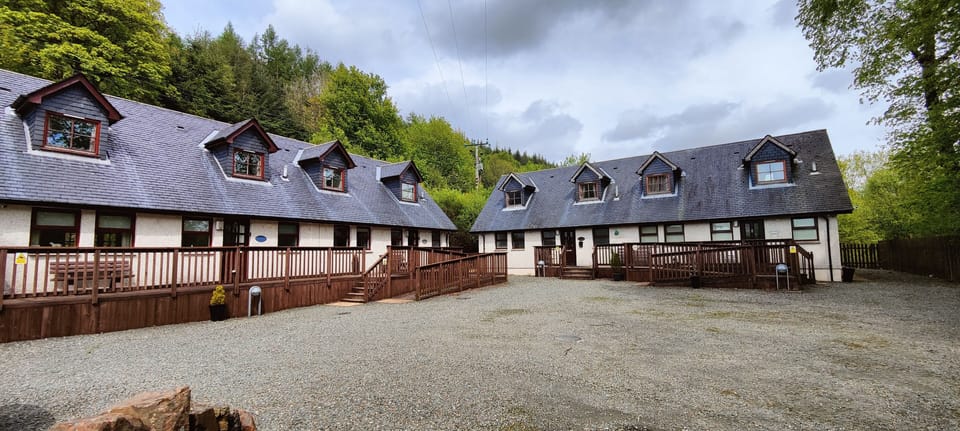 Courtyard - Loch Lomond Holiday Lets
