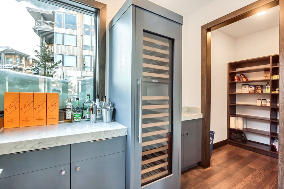 Furniture, Indoors, Shelf, Flooring, Home Decor