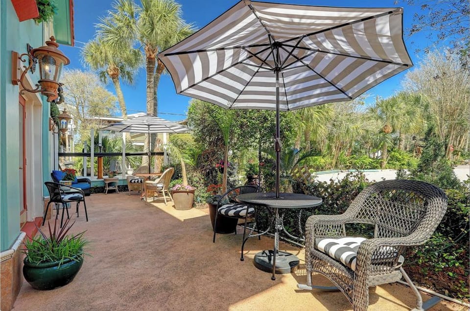 Exquisite porch for apartments