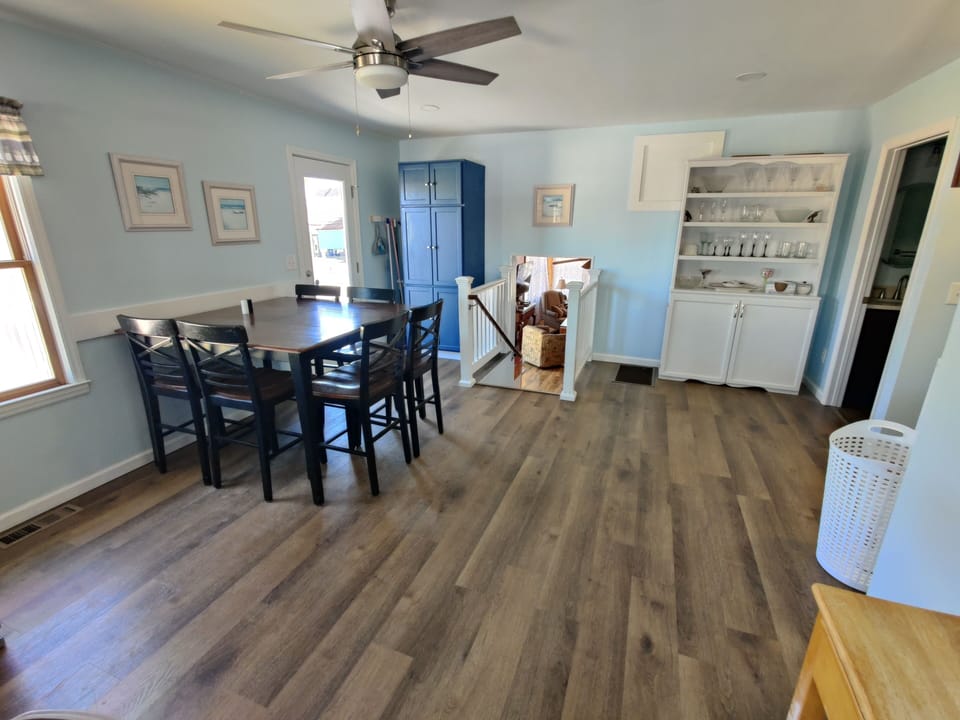 23-Main Floor