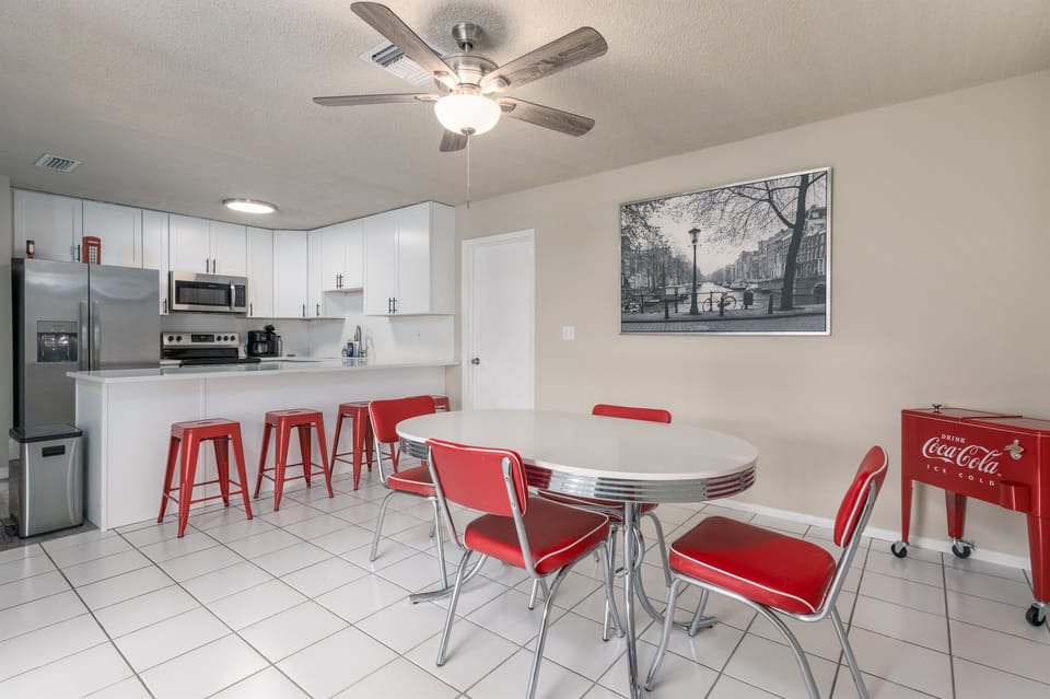 Dining area of kitchen