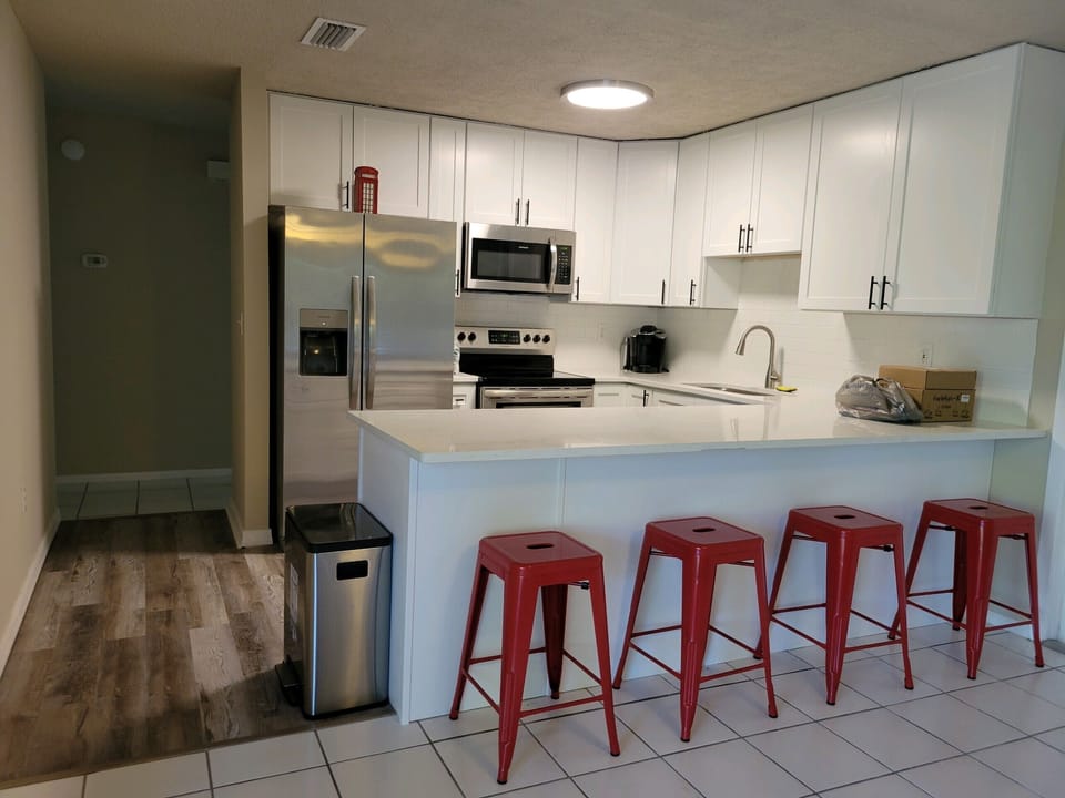 Fully equipped kitchen
