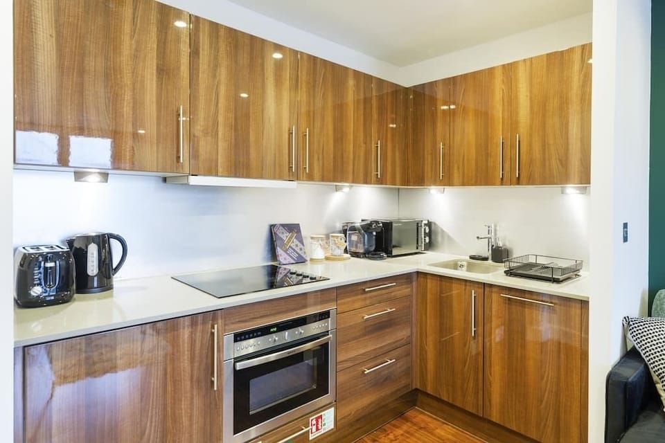 Fully equipped chef kitchen