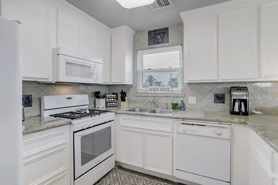 Spacious kitchen with everything you will need to cook with! 