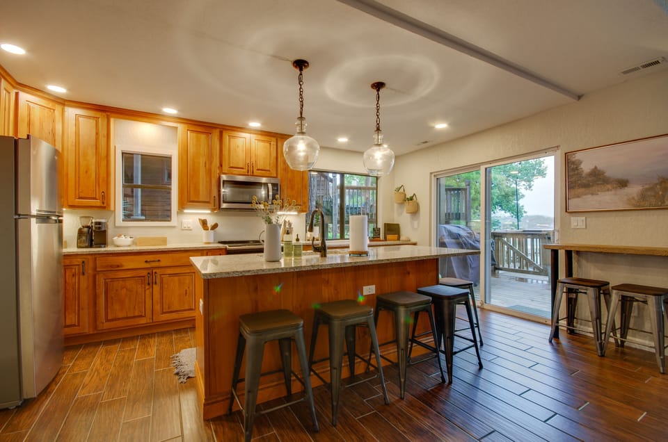 Gourmet Kitchen | Stainless Steel Appliances