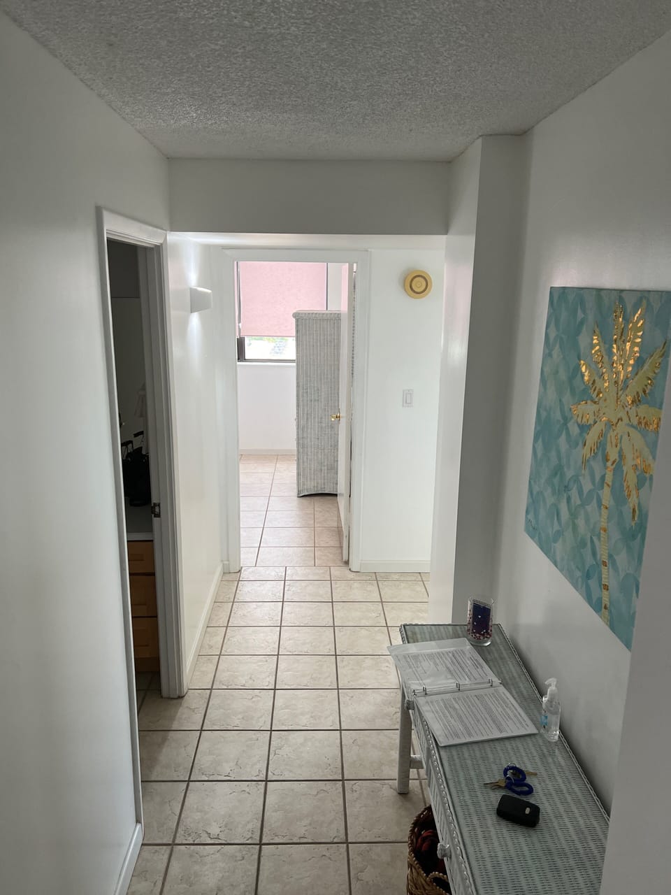 Guest hall with 2 bedrooms and 1 bath