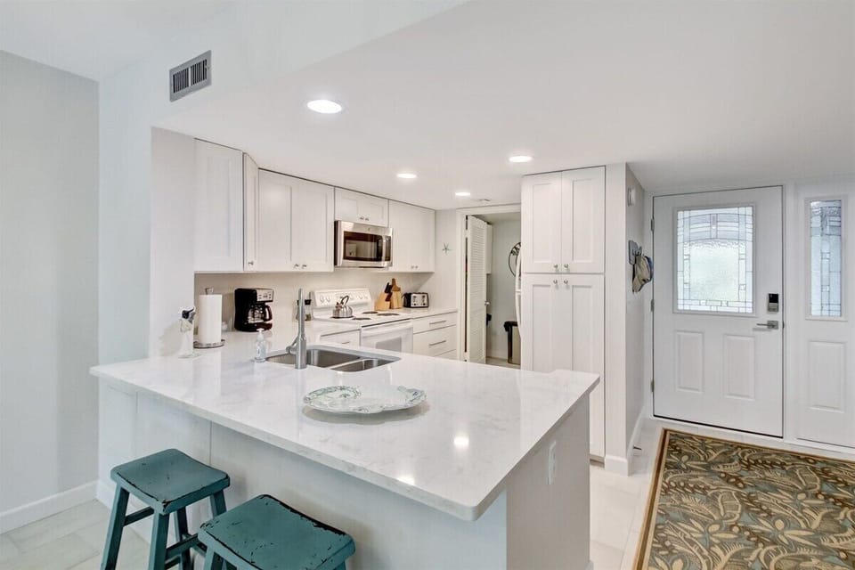 Breakfast bar