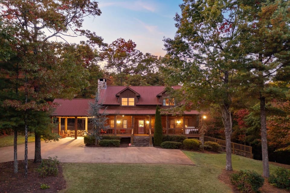 Hilltop Cabin