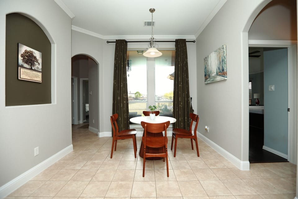 Breakfast Nook with a view to community lake