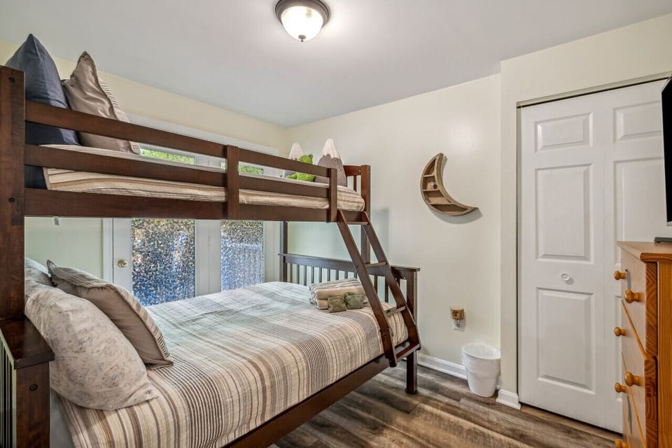 Bedroom with full/double bunk bed on main level!