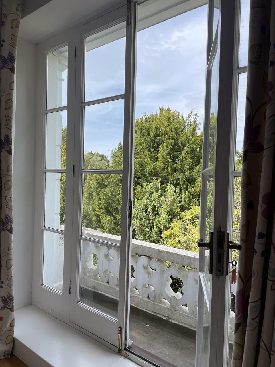 Room With A View 