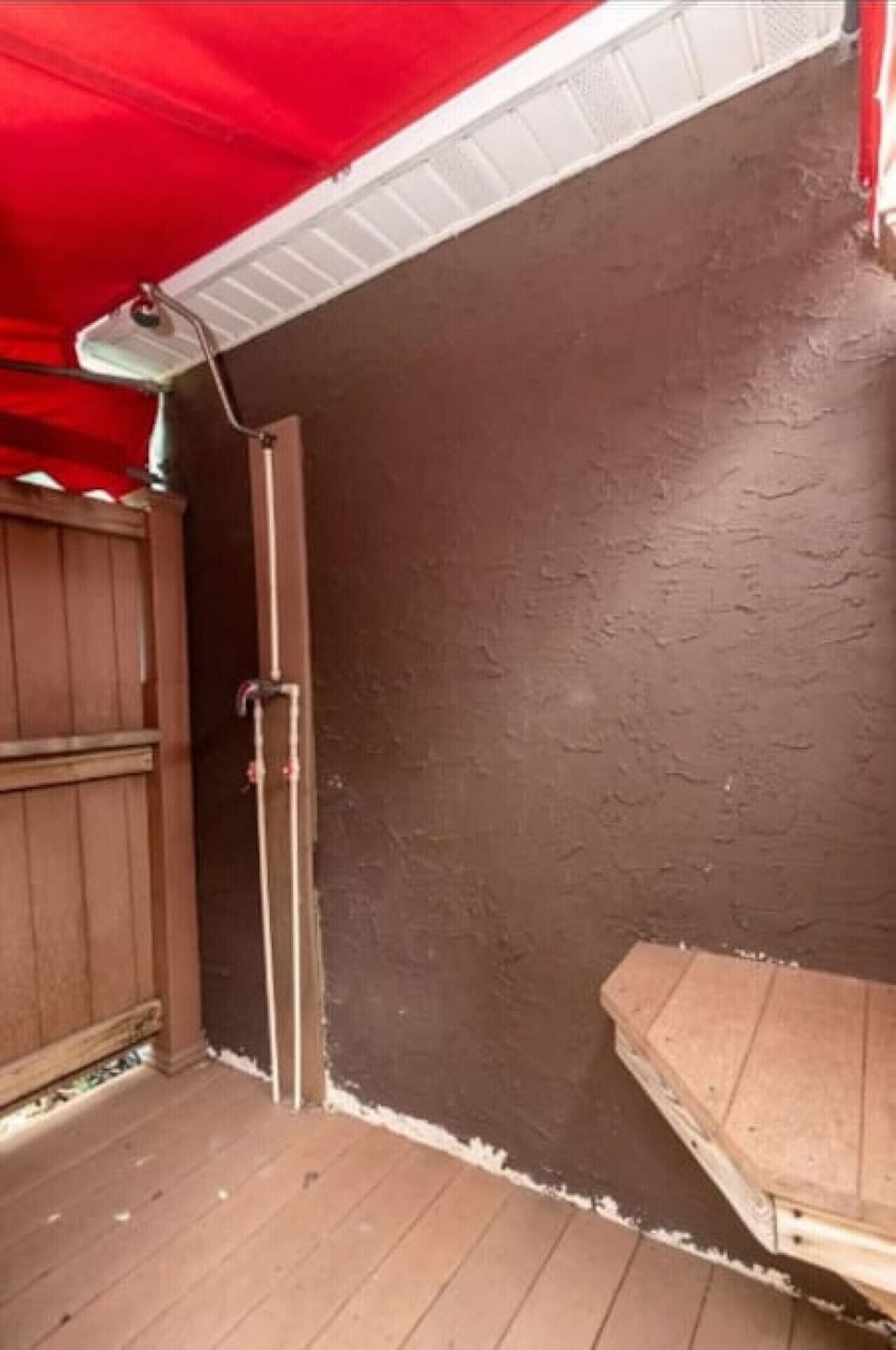 Shared outdoor shower
