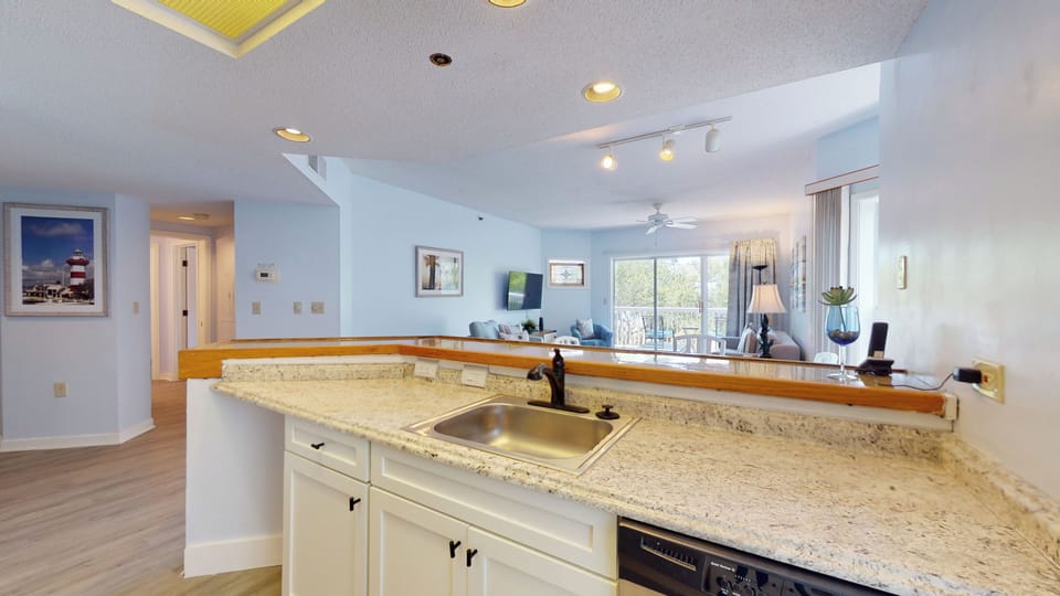 Fully Stocked Kitchen