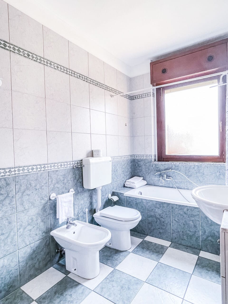 Bathroom with Bathtub/Shower