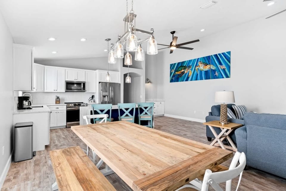 Table for 8 guests