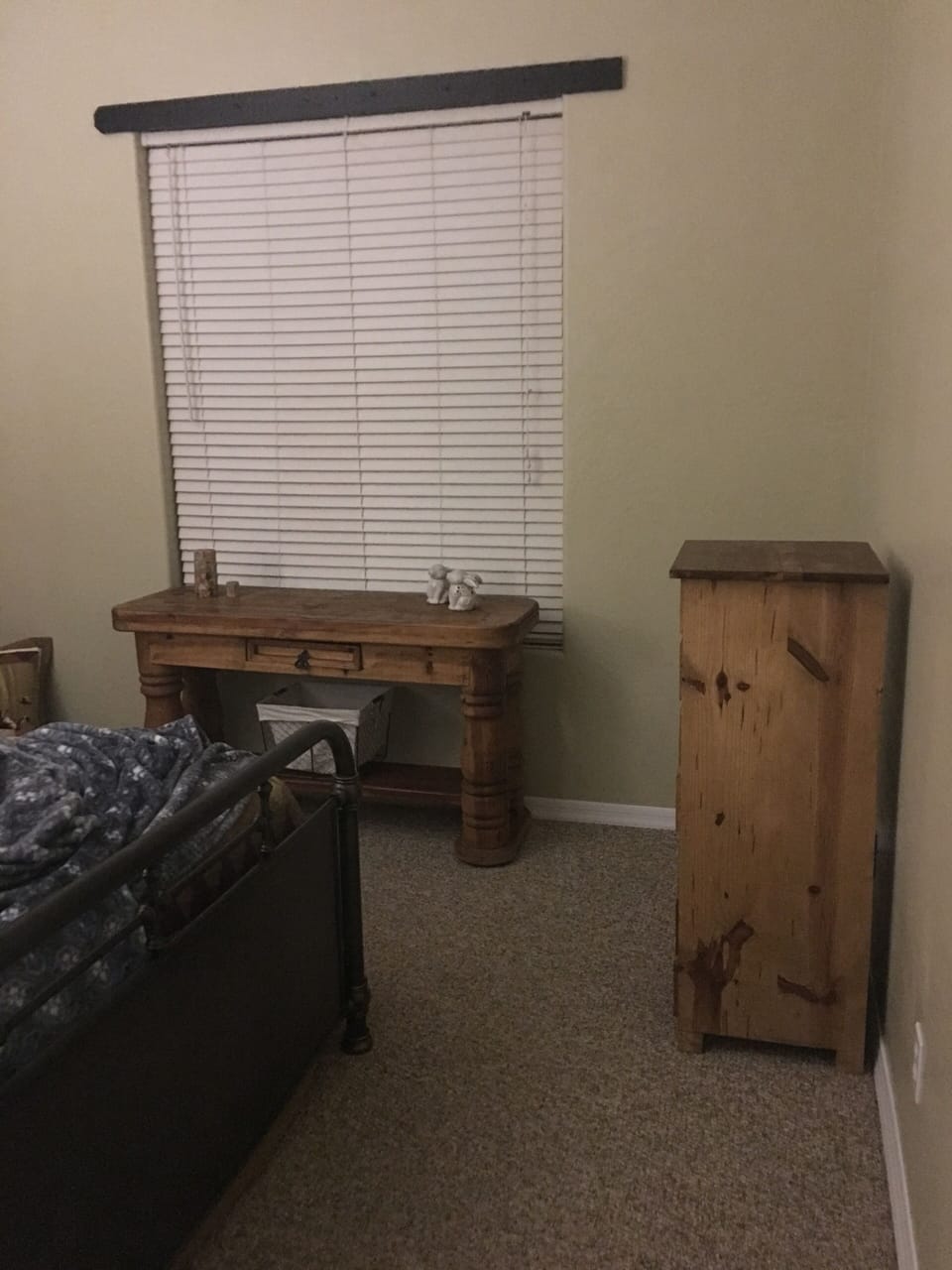 Guest bedroom Queen