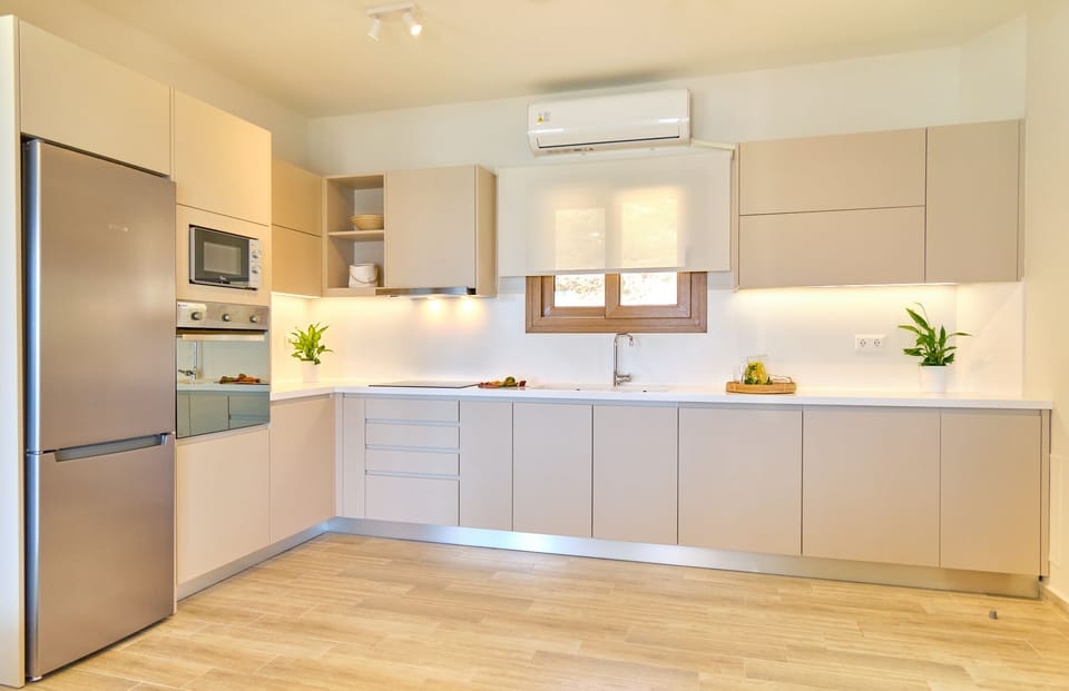 Armikes Beachfront Suite 3 Afionas Corfu Kitchen