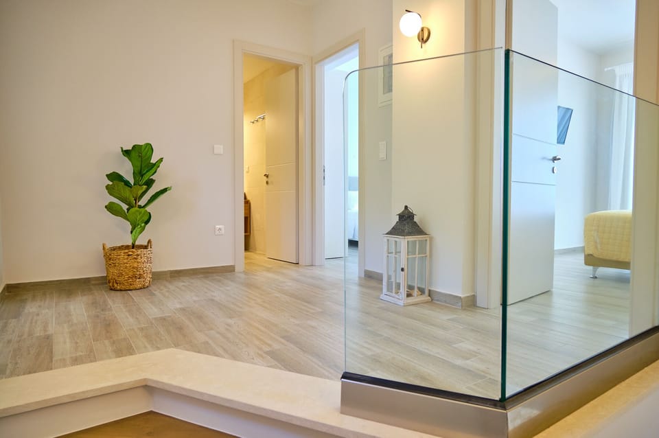 Armikes Beachfront Suite 3 Afionas Corfu Interior