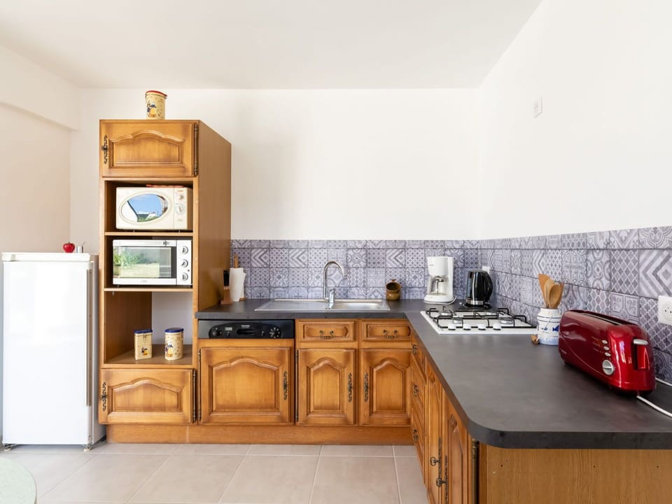 Cabinetry, Countertop, Sink, Furniture, Tap, Kitchen Stove, Kitchen, Wood, Kitchen Sink, Drawer