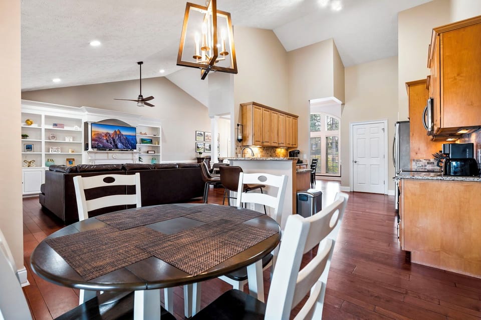 Breakfast Nook