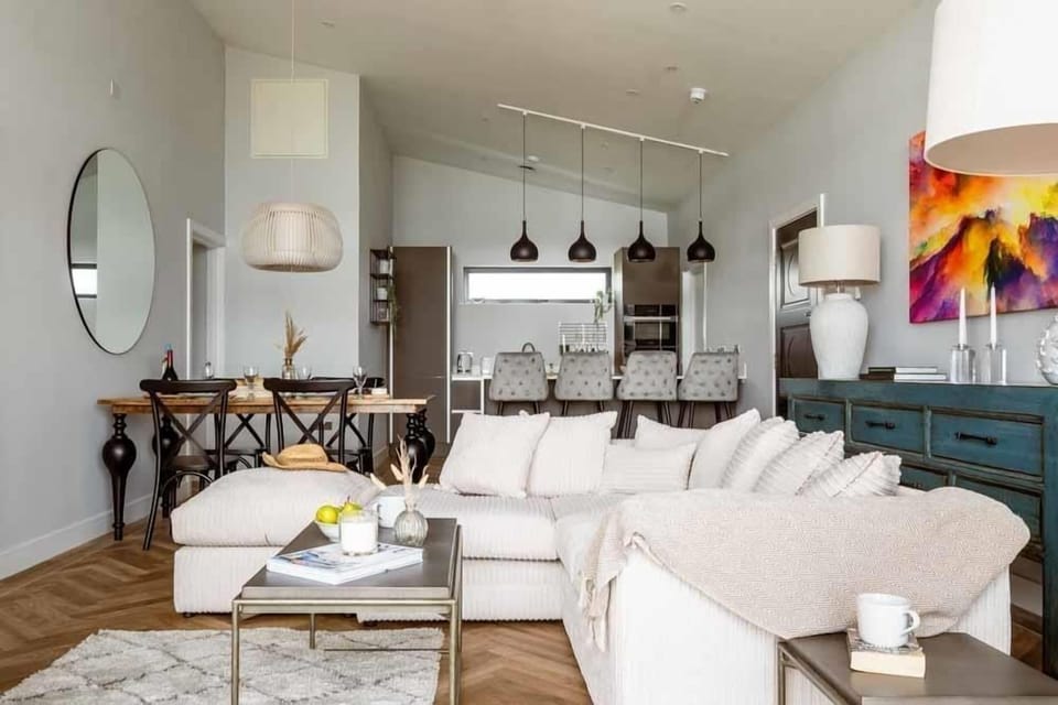 Living room at 5 Bol Y Maer, Bude, Cornwall, self catering with Beach Retreats.