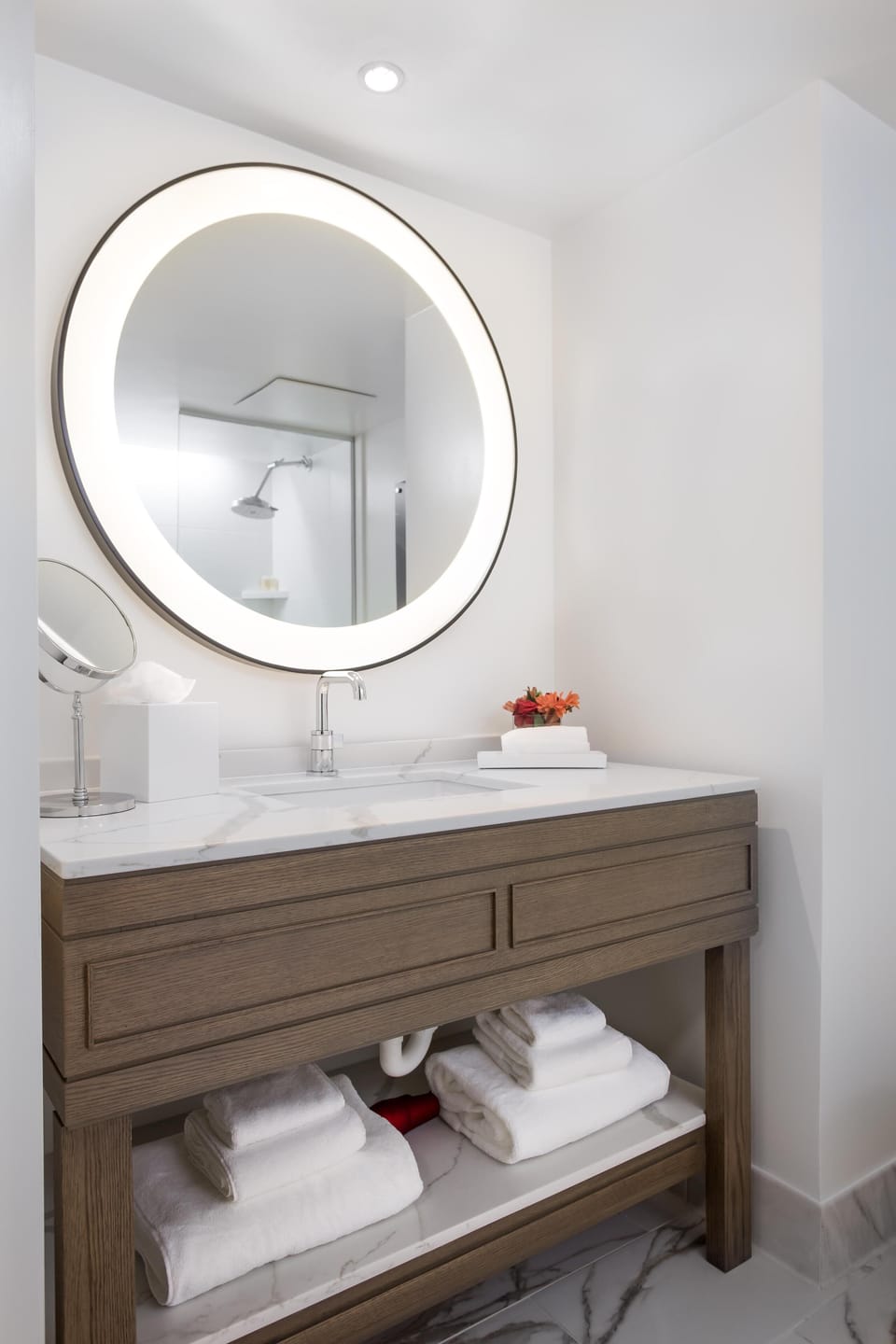 ARC Standard 2 Queen Bathroom 2 4