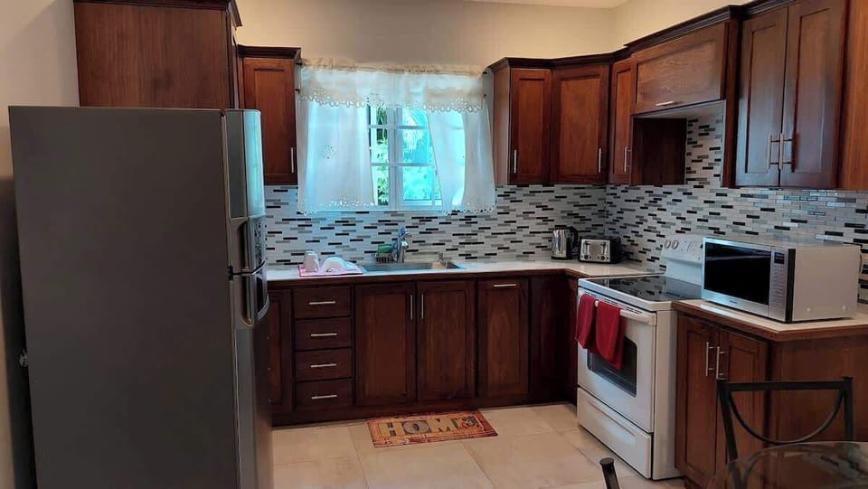 Spacious fully equipped Kitchen