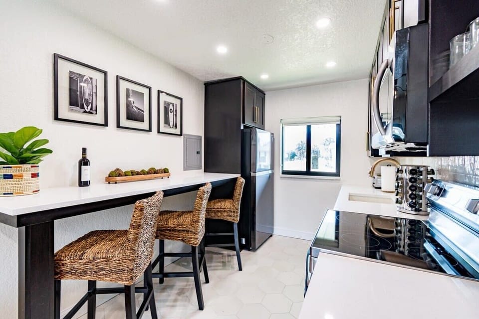 Enjoy every meal in the eat in kitchen!