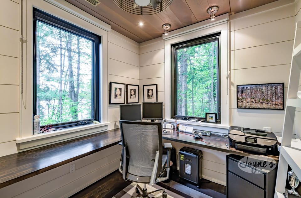 Primary Suite - Office