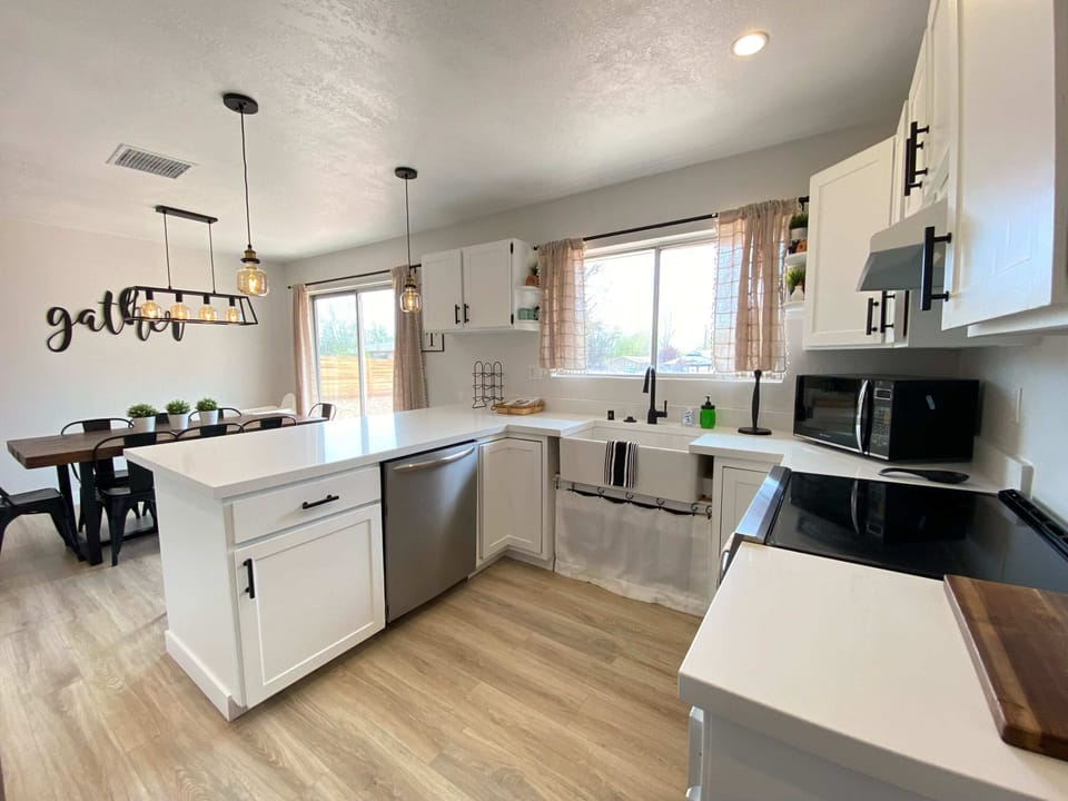 Open Kitchen