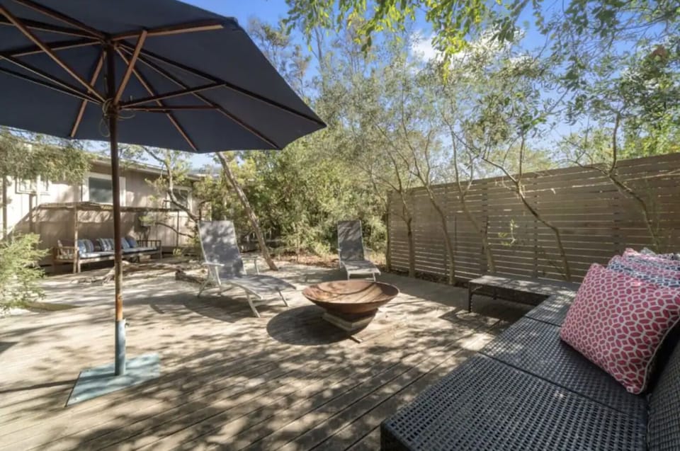 Outdoor Firepit, bring your own fire woods