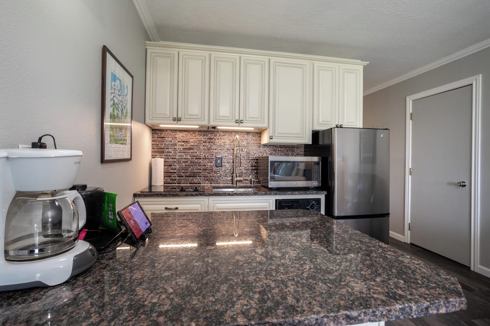 Enjoy the cozy coffee & breakfast bar.