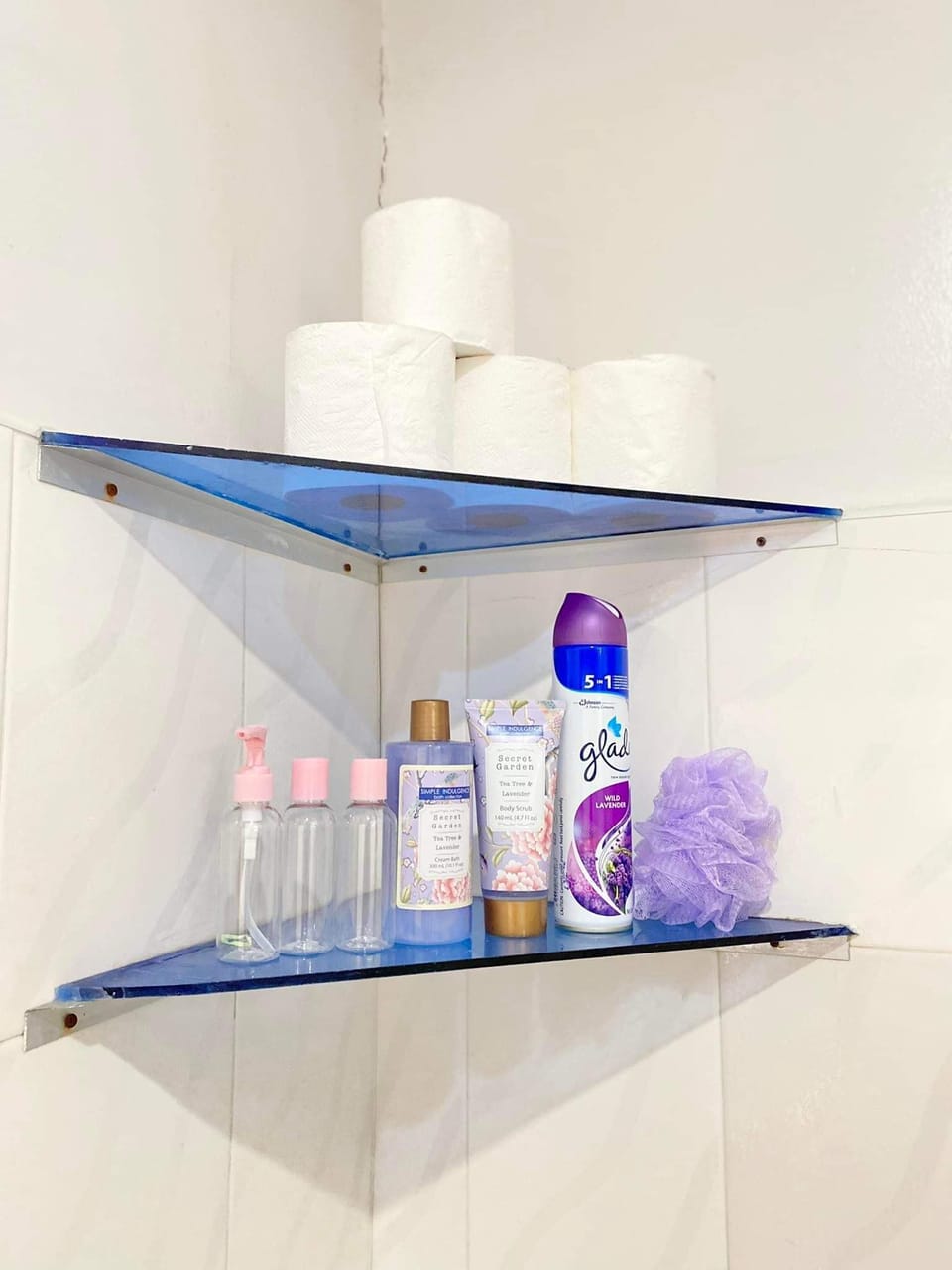 Bathroom amenities