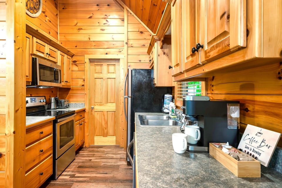 Fully equipped kitchen
