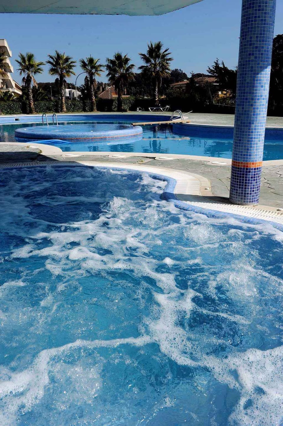 swimming pool