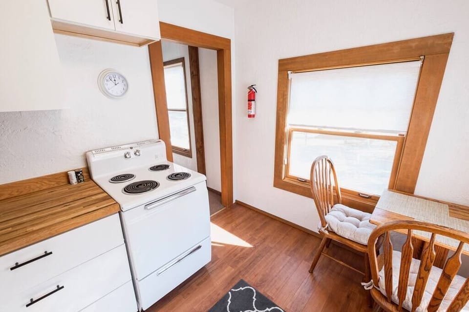 Kitchen (2)
