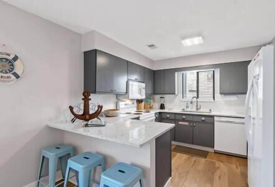 Kitchen (1)