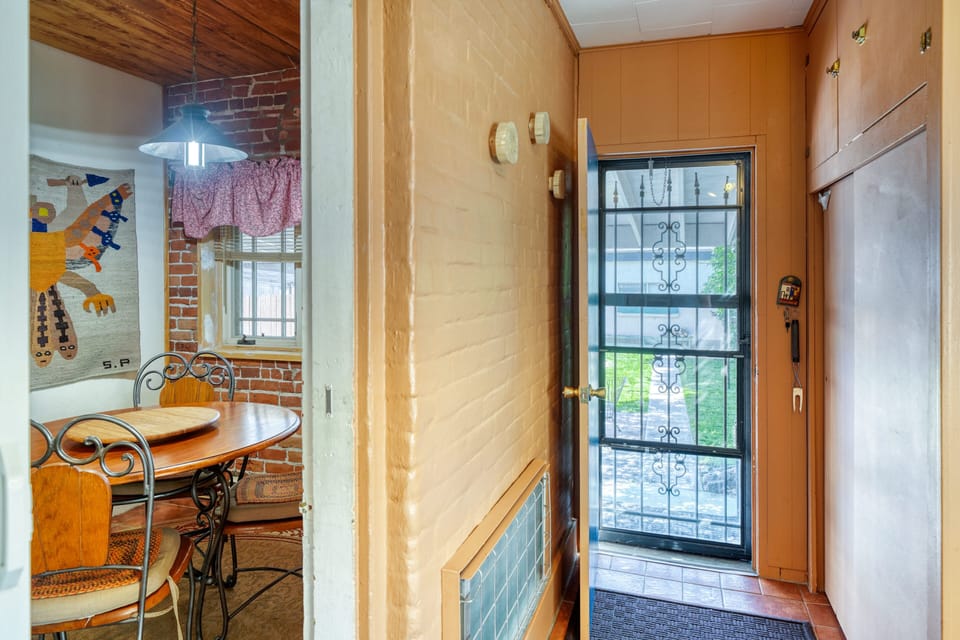 ~Hallway to the Back Yard