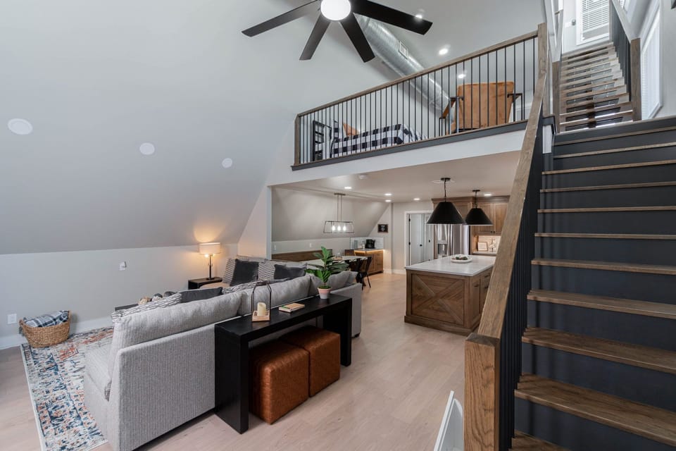 More picture descriptions to come soon, but go ahead and look at the rest...:D...