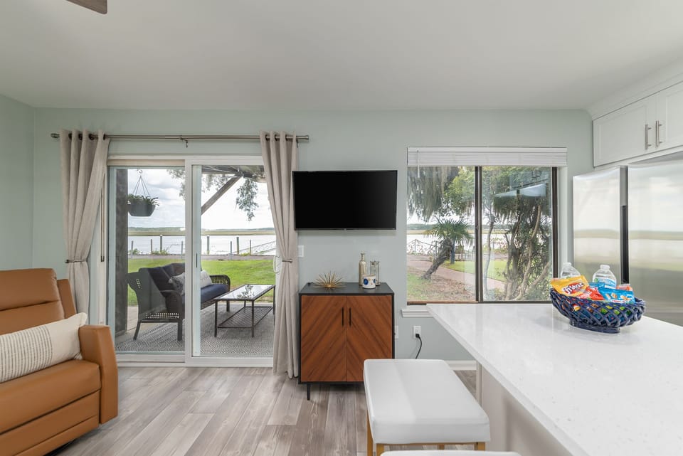 Water views from the kitchen / living room