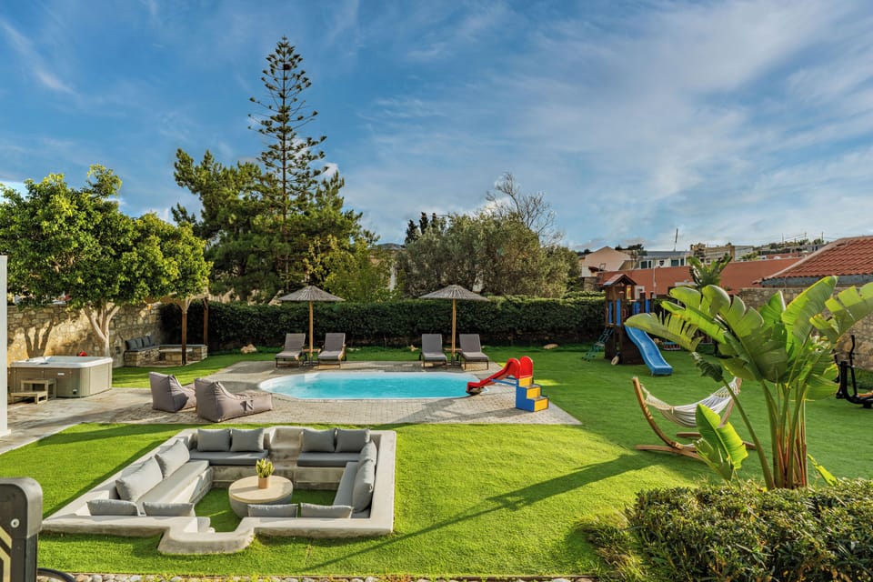 Fitness equipment, a 20sqm Private pool, outdoor playground & fitness equipment