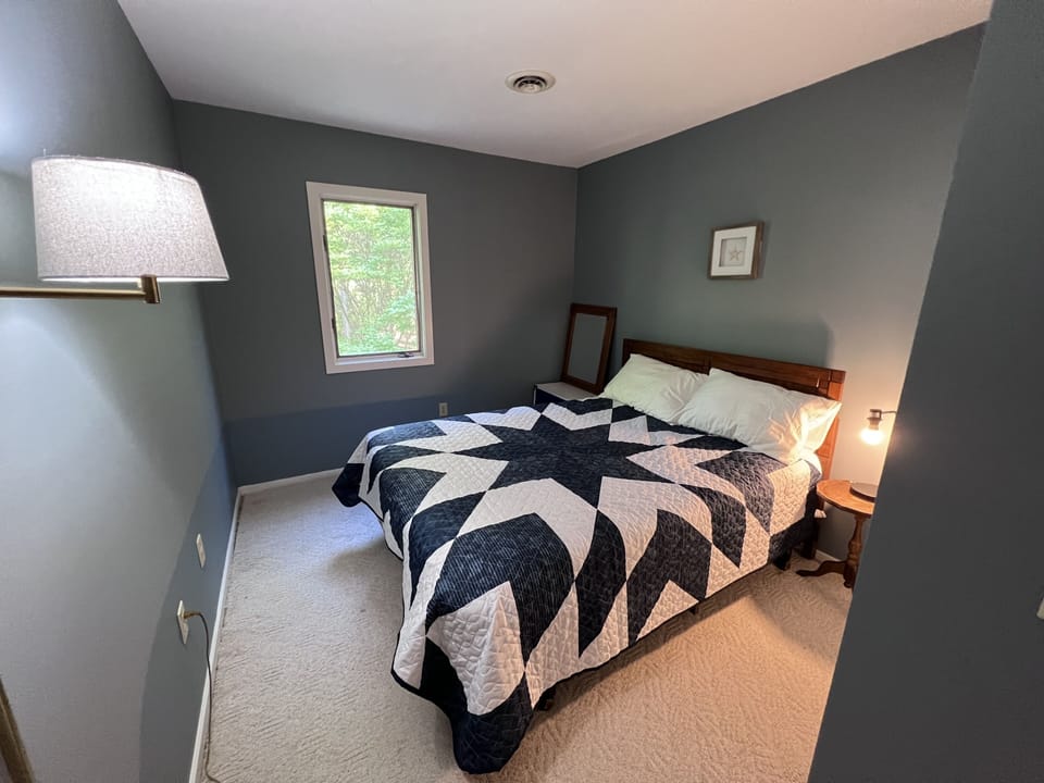 Queen Bedroom