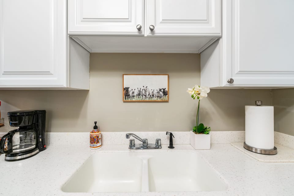 Chimney Summit Chalet kitchen is fully equipped for cooking, baking, and quick meals.