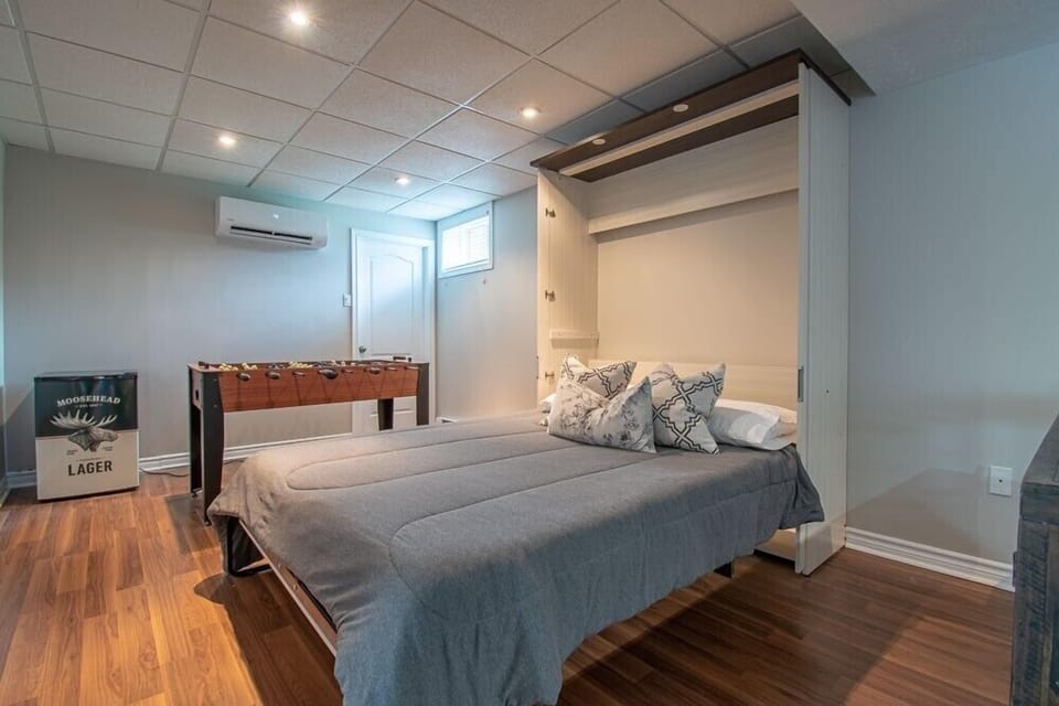 Murphy Bed - Lower Level