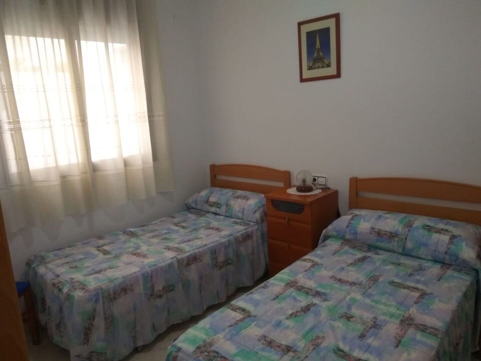 Furniture, Property, Window, Picture Frame, Comfort, Wood, Interior Design, Building, Floor, Shade