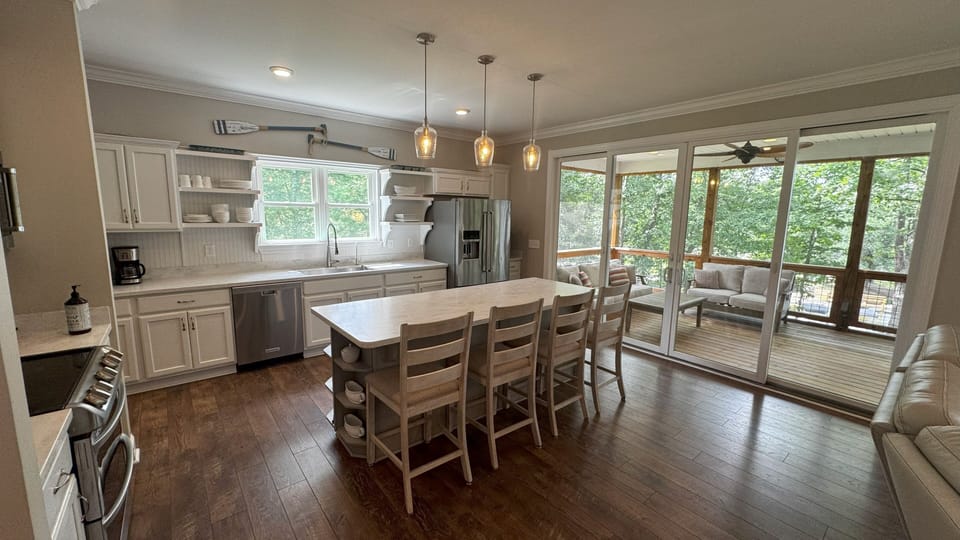 Main level  kitchen #1